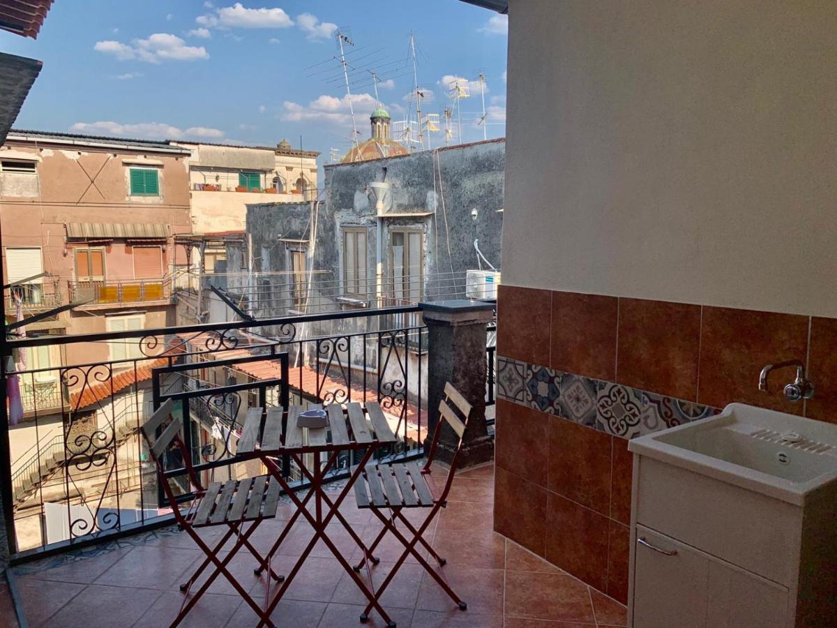 Appartement La Casa Di Adele à Naples Extérieur photo