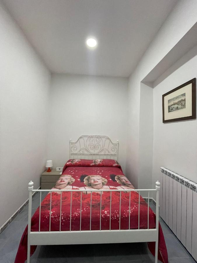 Appartement La Casa Di Adele à Naples Extérieur photo