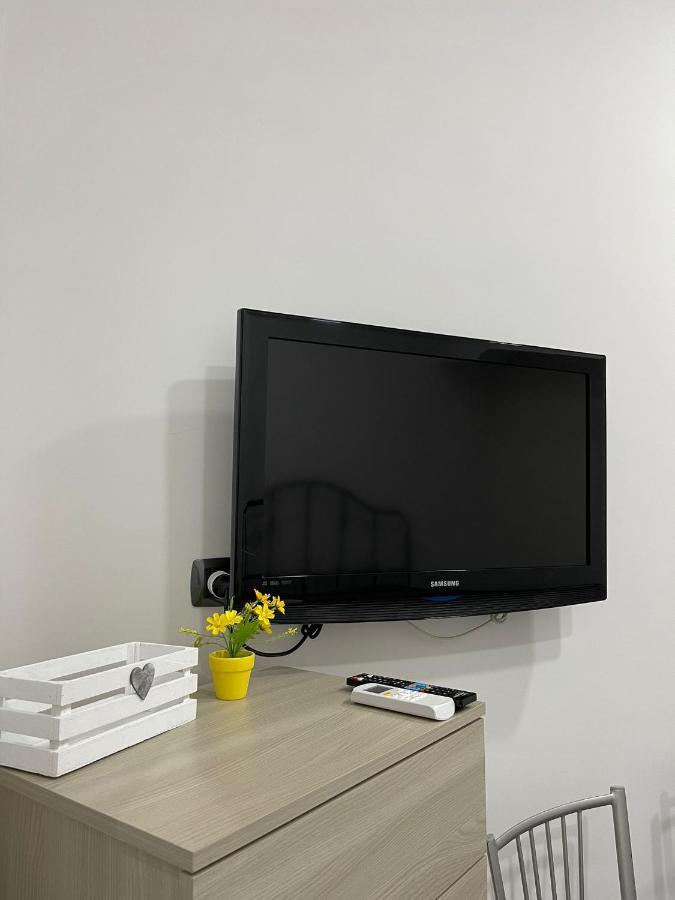 Appartement La Casa Di Adele à Naples Extérieur photo